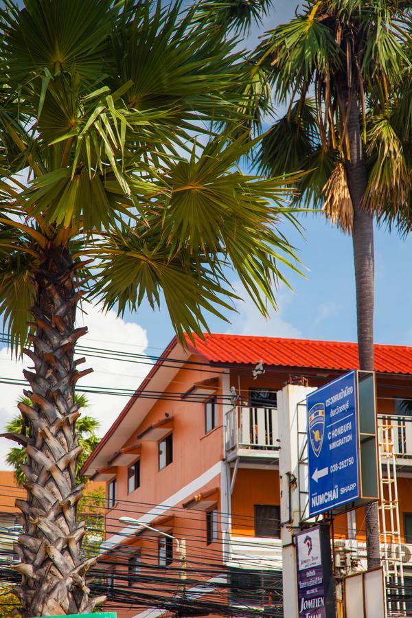 G.I Lodge Jomtien Beach Extérieur photo