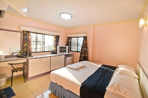 G.I Lodge Jomtien Beach Extérieur photo