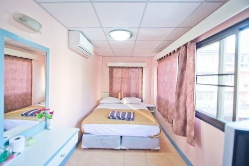 G.I Lodge Jomtien Beach Extérieur photo