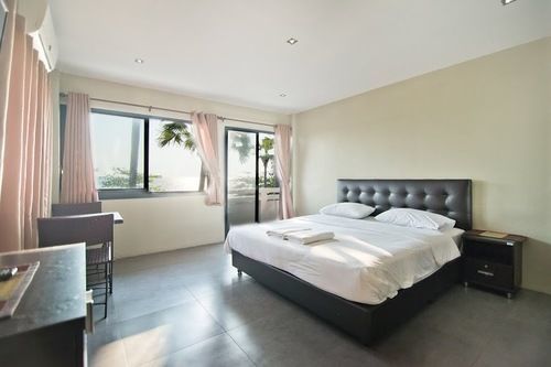 G.I Lodge Jomtien Beach Extérieur photo